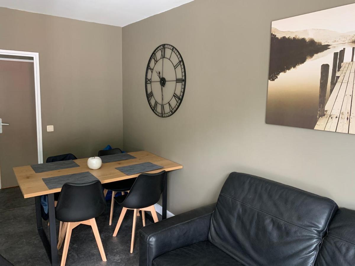 Appartement tout confort dans une résidence calme Givet Exterior foto